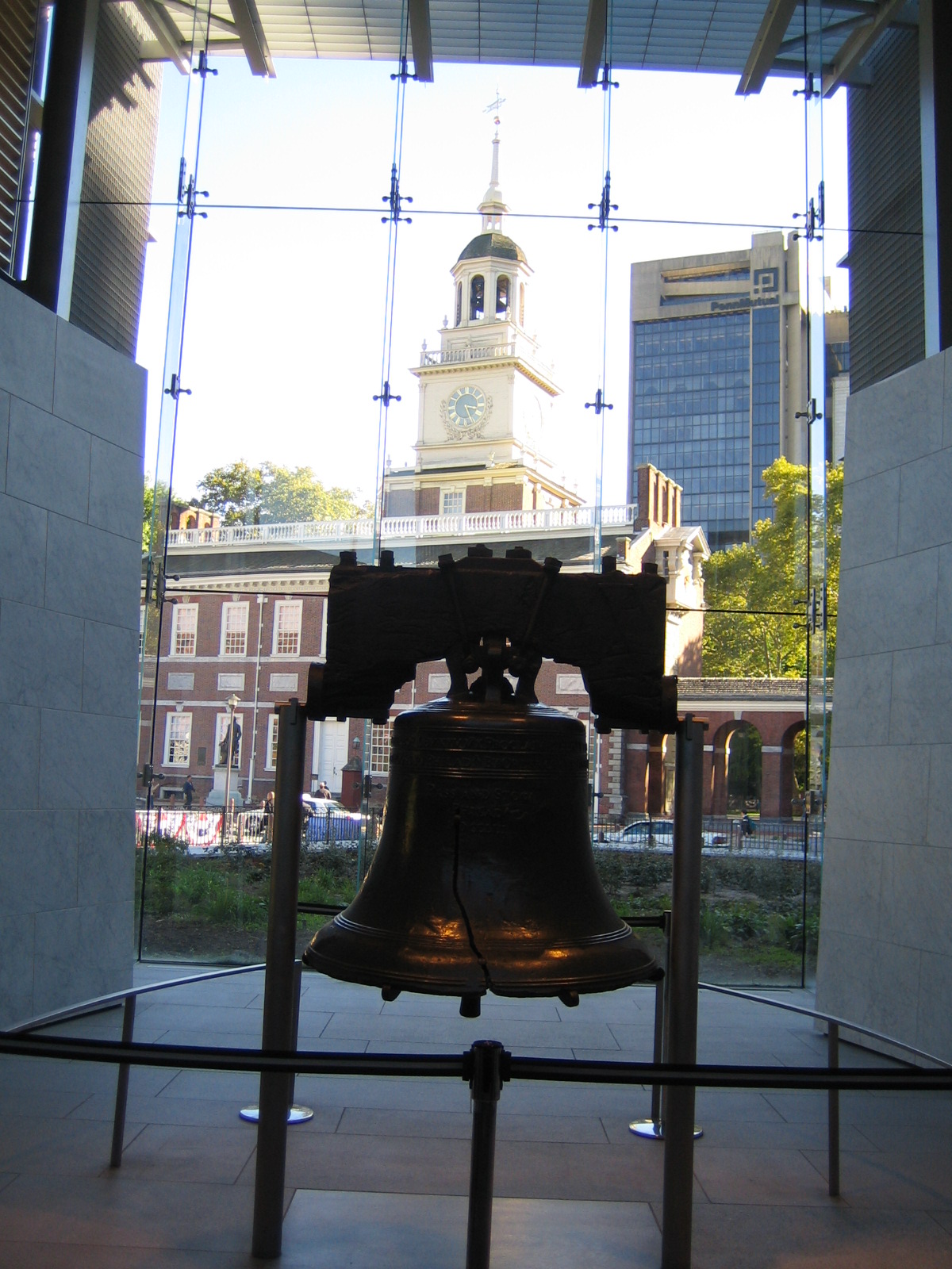 Philadelphia_Liberty_Bell.jpg