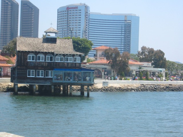 Harbor House Restaurant